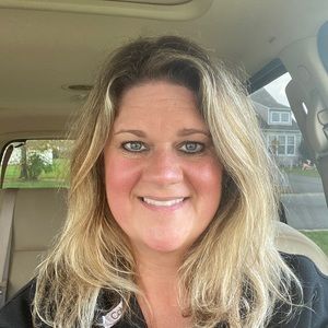 Meet your Posher, Christy